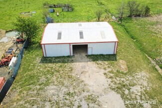 Plus de détails pour 1217 Foundation Dr, Pilot Point, TX - Industriel à vendre