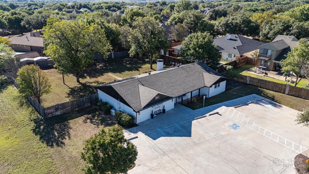 5919 Buffalo Gap Rd, Abilene, TX for sale - Building Photo - Image 2 of 33