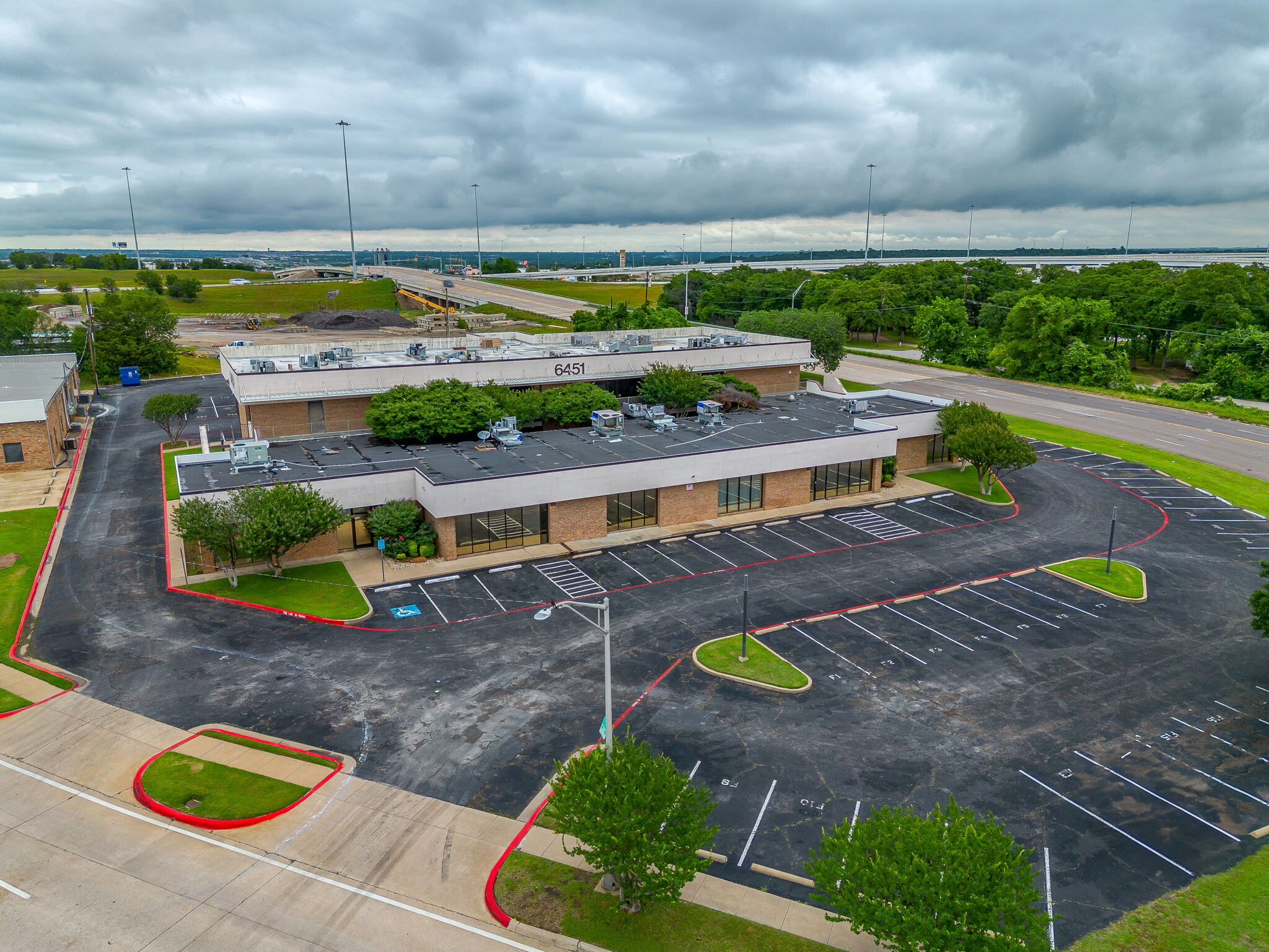 6451 Brentwood Stair Rd, Fort Worth, TX for lease Interior Photo- Image 1 of 17