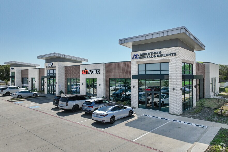 1669 S 9th St, Midlothian, TX à louer - Photo du bâtiment - Image 2 de 4