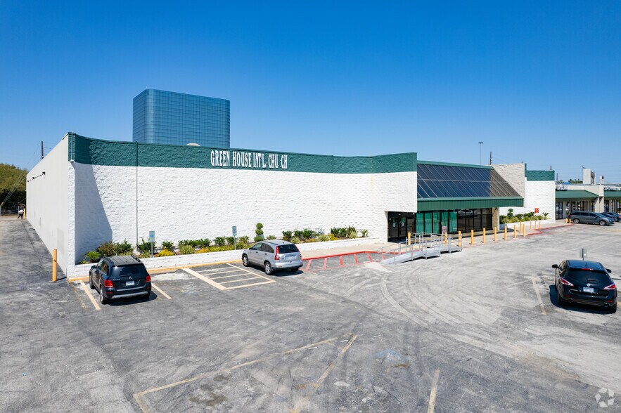 200 W Greens Rd, Houston, TX à vendre - Photo principale - Image 1 de 6