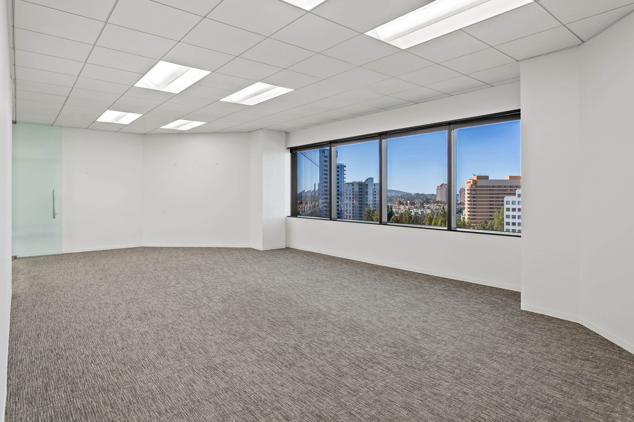 4365 Executive Dr, San Diego, CA for lease Interior Photo- Image 1 of 11