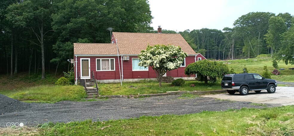 1253 Eddie Dowling Hwy, North Smithfield, RI à vendre - Photo principale - Image 1 de 1