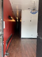 690 Tenth Ave, New York, NY for lease Interior Photo- Image 2 of 5