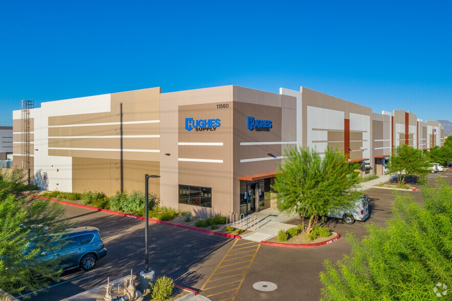 11560 N Dysart Rd, Surprise, AZ à louer - Photo du bâtiment - Image 1 de 4