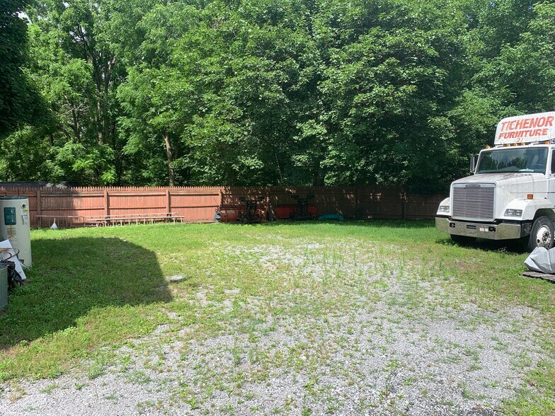 47 N Main St, Honeoye Falls, NY à vendre - Photo du bâtiment - Image 3 de 10