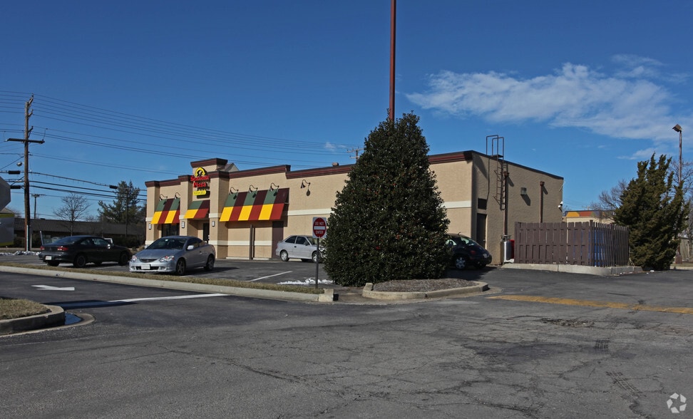 5503-5519 Ritchie Hwy, Brooklyn, MD for lease - Primary Photo - Image 3 of 6