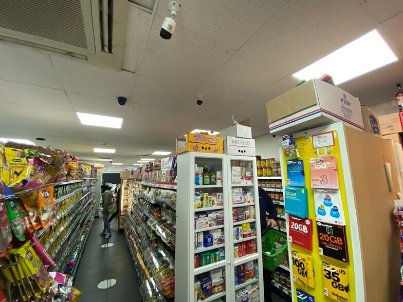 40 Duke St, Doncaster for sale - Interior Photo - Image 2 of 9