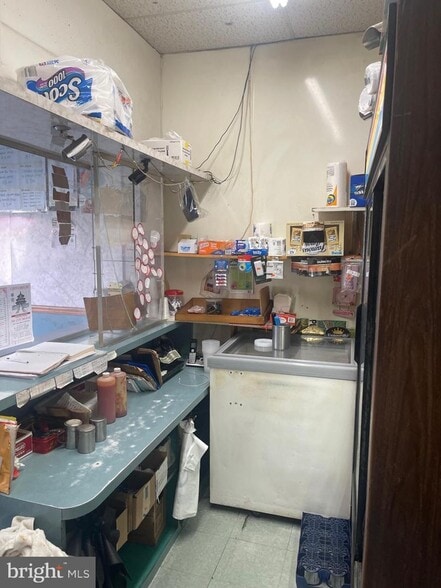 3102 G St, Philadelphia, PA for lease - Building Photo - Image 3 of 8