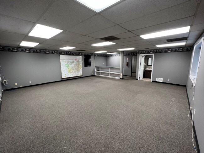 5529 Dial Dr, Granite City, IL à louer - Photo intérieure - Image 2 de 9