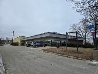 Plus de détails pour 218 2nd St, Coralville, IA - Flex à vendre