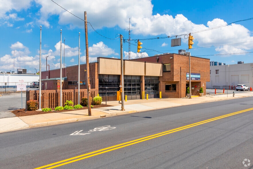 11435 Grandview Ave, Wheaton, MD for lease - Building Photo - Image 2 of 4