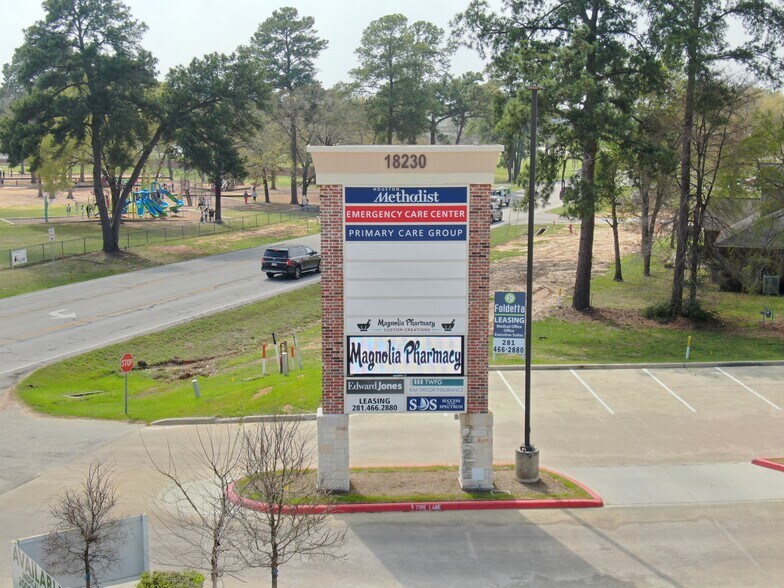 18230 FM 1488 Rd, Magnolia, TX à louer - Photo du bâtiment - Image 2 de 5