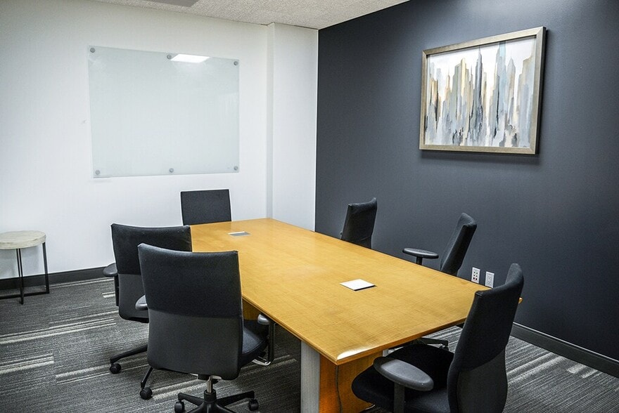 15260 Ventura Blvd, Sherman Oaks, CA for lease - Primary Photo - Image 1 of 5