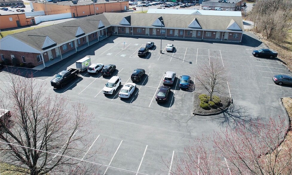 1829 New Holland Rd, Reading, PA for sale - Aerial - Image 3 of 4