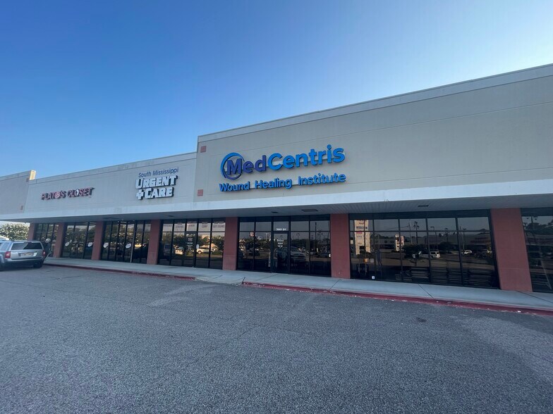 3661-3663 Sangani Blvd, Diberville, MS à louer - Photo du bâtiment - Image 2 de 3