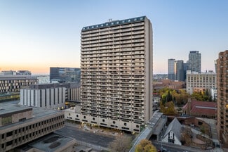 Plus de détails pour 215-221 6 Av SE, Calgary, AB - Commerce de détail à louer
