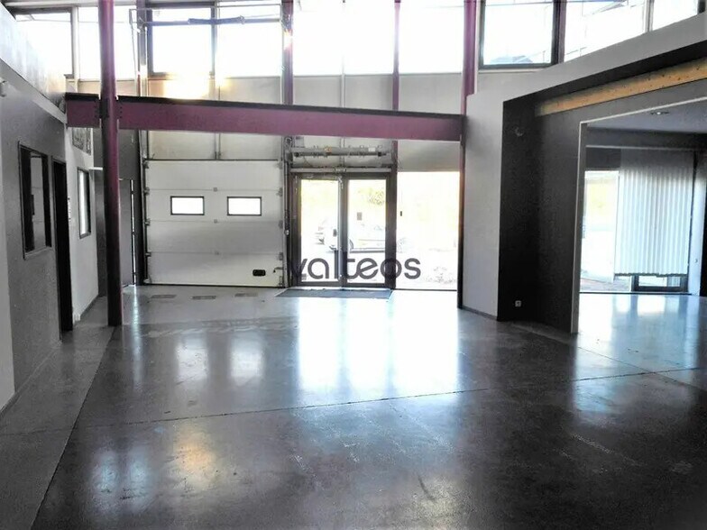 26 Chemin De La Glacière, Toulouse for lease - Interior Photo - Image 3 of 5