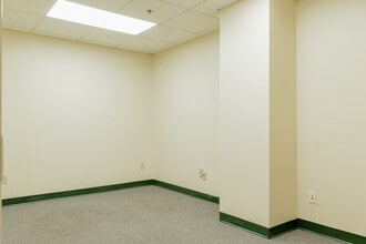 1 Weston Ct, Augusta, ME for lease Interior Photo- Image 2 of 4