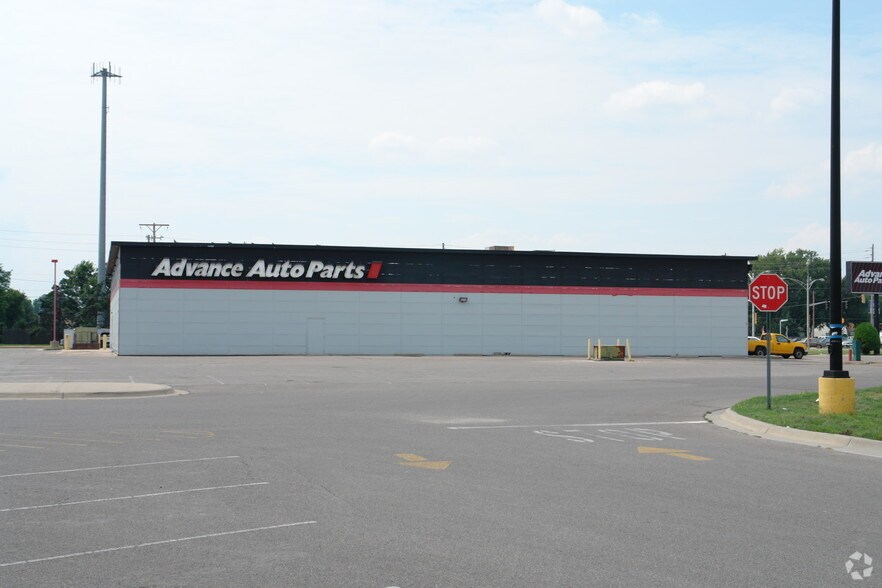 303 E Pawnee St, Wichita, KS à vendre - Photo du bâtiment - Image 3 de 4