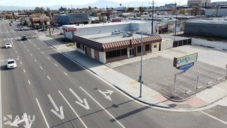 Plus de détails pour 2332-2336 Eye st, Bakersfield, CA - Commerce de détail à vendre