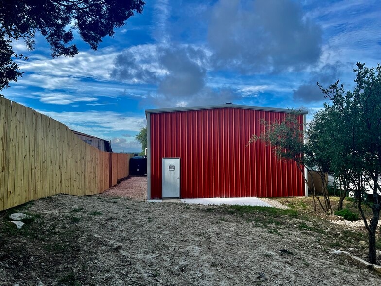 15114 Iowa St, Austin, TX for sale - Building Photo - Image 2 of 16