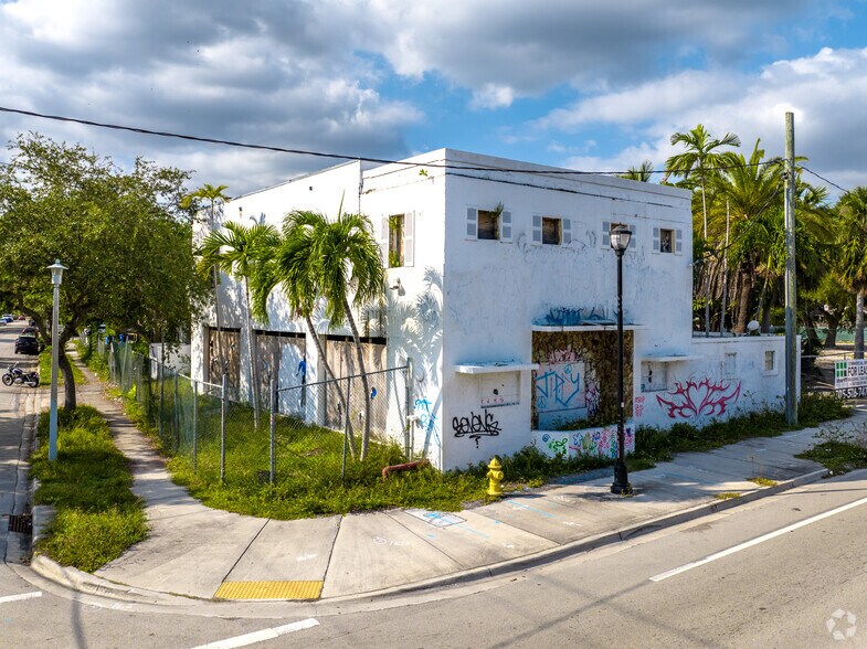 4900 NE 2nd Ave, Miami, FL à louer - Photo du bâtiment - Image 2 de 40