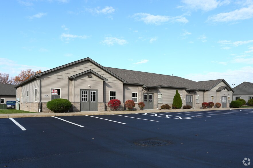 130 Westchester Dr, Youngstown, OH for sale - Primary Photo - Image 1 of 3