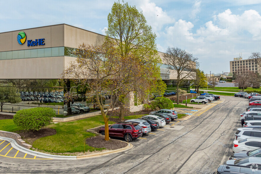 1245 E Diehl Rd, Naperville, IL for sale - Primary Photo - Image 1 of 1