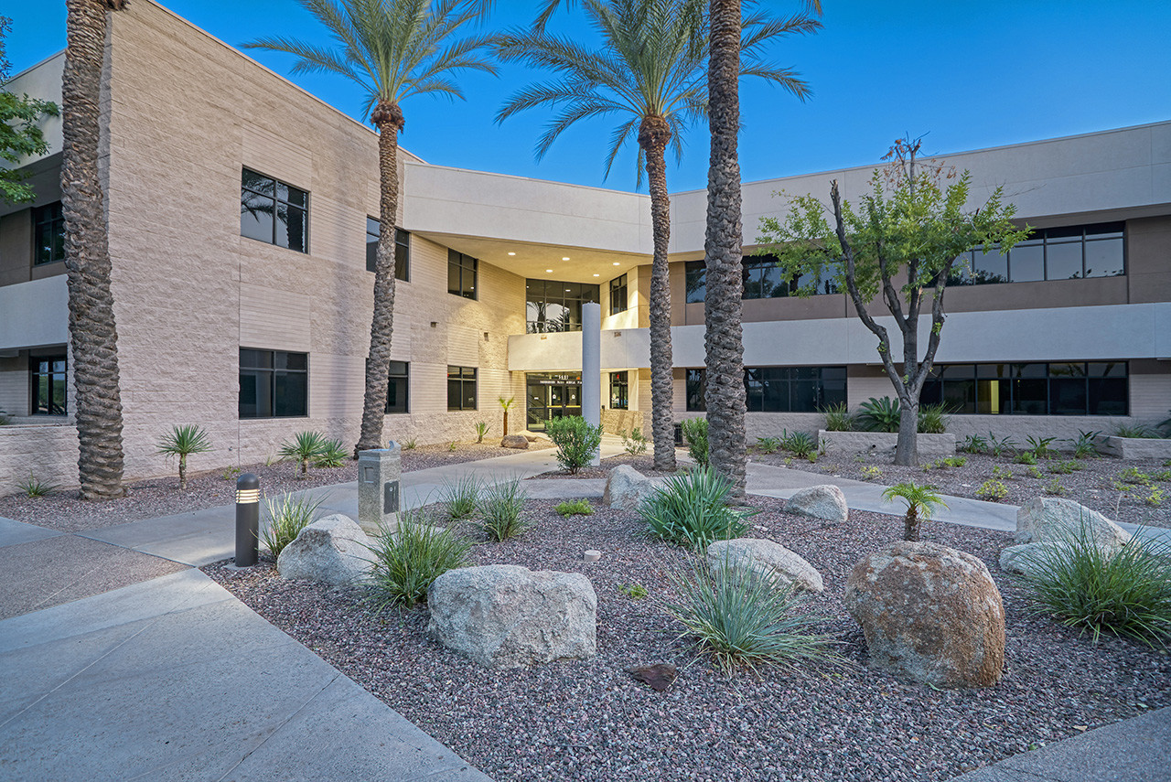 5605 W Eugie Ave, Glendale, AZ for lease Building Photo- Image 1 of 6