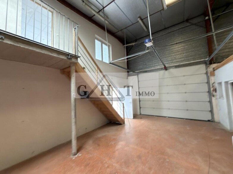 Industrial in Lisses for lease - Interior Photo - Image 3 of 7