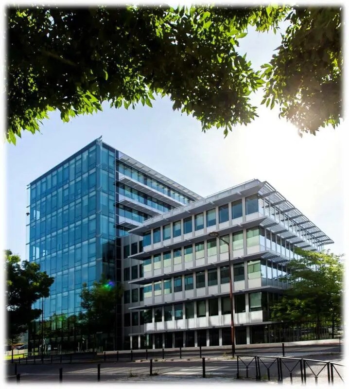 8 Avenue De Lunca, Montigny-le-Bretonneux for lease Building Photo- Image 1 of 6