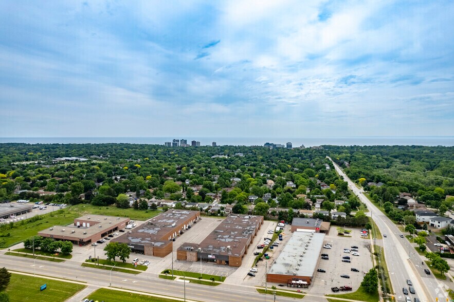 2538 Speers Rd, Oakville, ON à louer - Aérien - Image 3 de 3