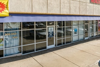 2218-2298 S Garey Ave, Pomona, CA à louer Photo du bâtiment- Image 1 de 6