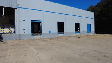 1101 Syphrit Rd, Wellford, SC for lease Building Photo- Image 2 of 4