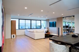 Plus de détails pour 648 N St. Andrews Pl, Los Angeles, CA - Bureau à louer