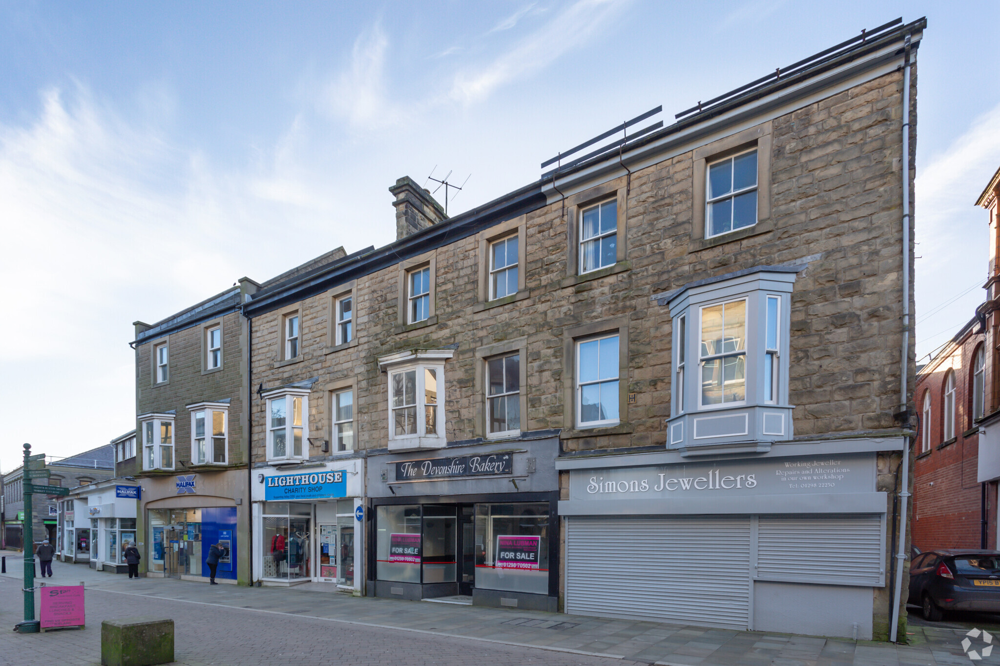 68-68a Spring Gardens, Buxton à vendre Photo du bâtiment- Image 1 de 1