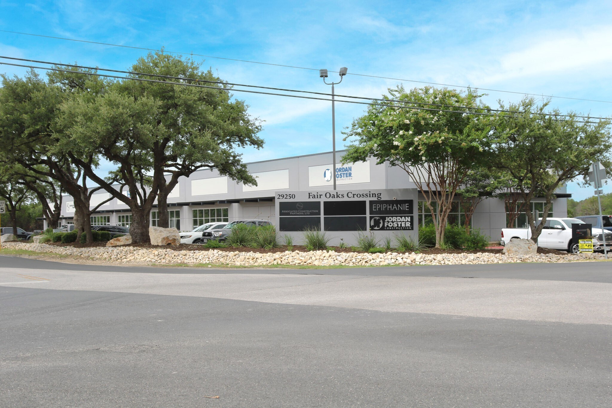 29250 Old Fredericksburg Rd, Boerne, TX for lease Primary Photo- Image 1 of 6