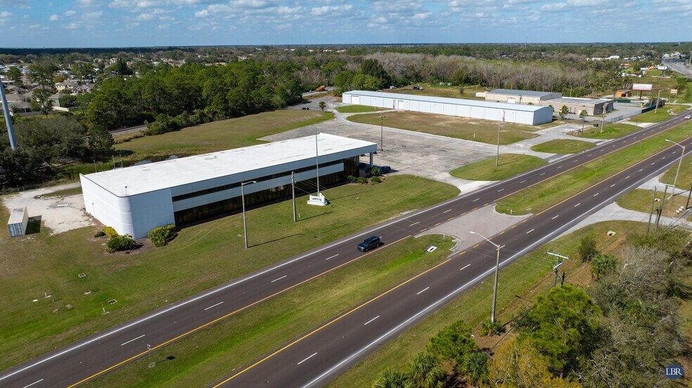 5200 S Washington Ave, Titusville, FL à vendre - Photo du bâtiment - Image 2 de 16