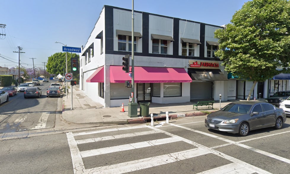 2401 N Broadway, Los Angeles, CA à louer - Photo du bâtiment - Image 2 de 6