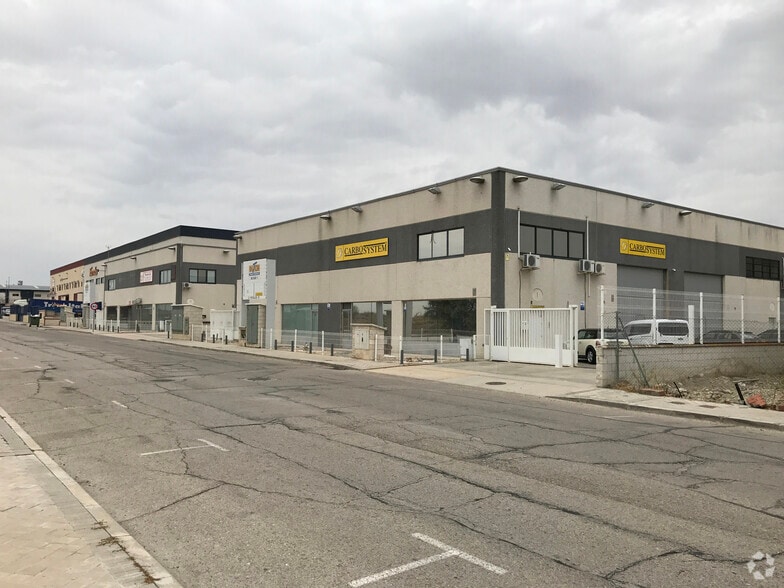 Avenida de los Pocillos, 10, Valdemoro, Madrid à vendre - Photo du bâtiment - Image 2 de 2