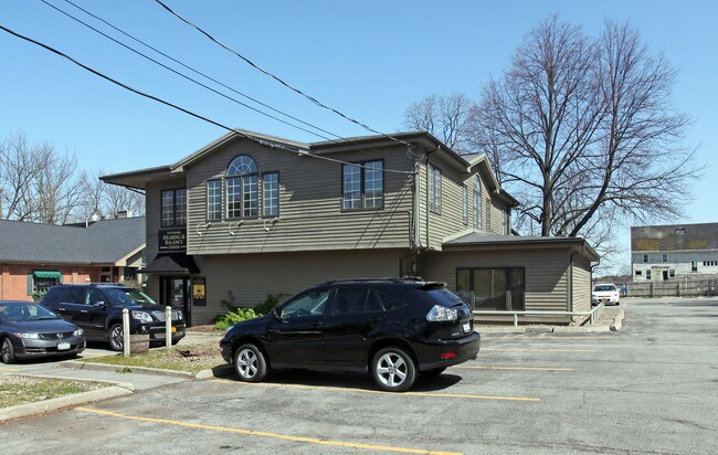Plus de détails pour 56 N Main St, Pittsford, NY - Bureau/Commerce de détail à louer