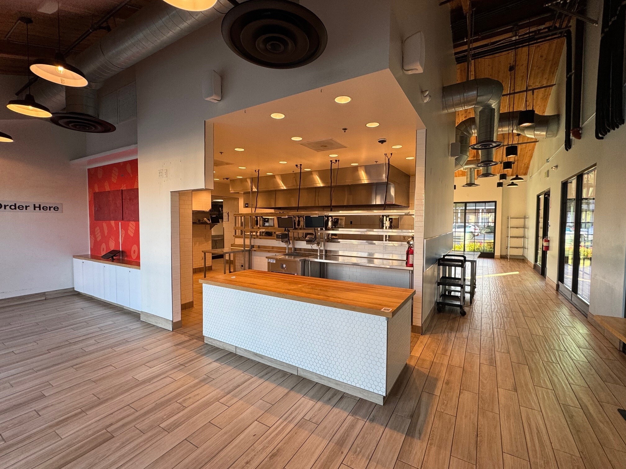 Blossom Hill Rd & Los Gatos Blvd, Los Gatos, CA for lease Primary Photo- Image 1 of 9