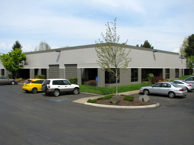5291 NE Elam Young Pky, Hillsboro, OR à vendre - Photo du bâtiment - Image 3 de 8