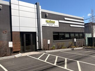 Plus de détails pour 45 Kearney Rd, Needham, MA - Local d'activités à louer