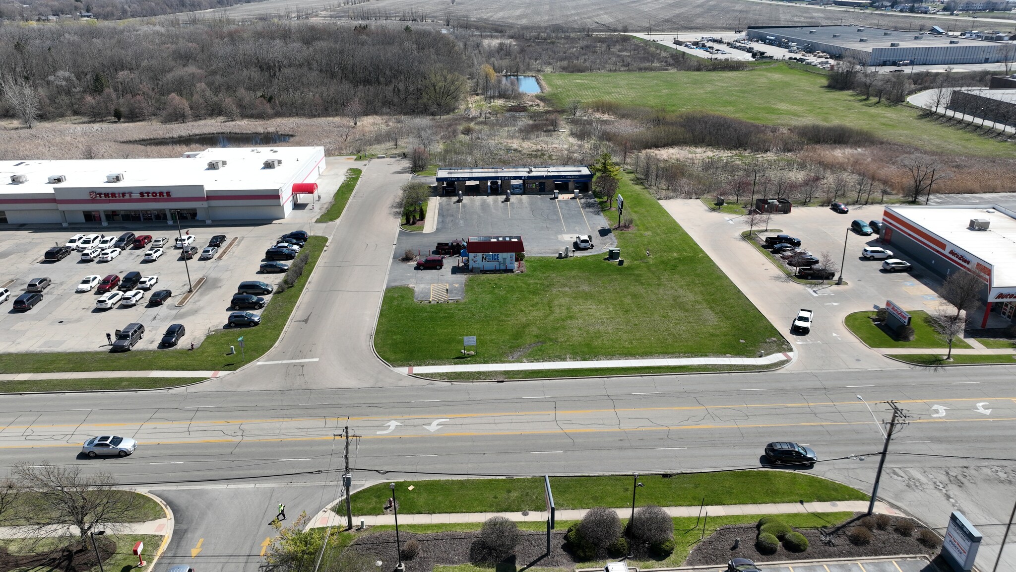 355 Barbara Ln, Montgomery, IL for sale Primary Photo- Image 1 of 2