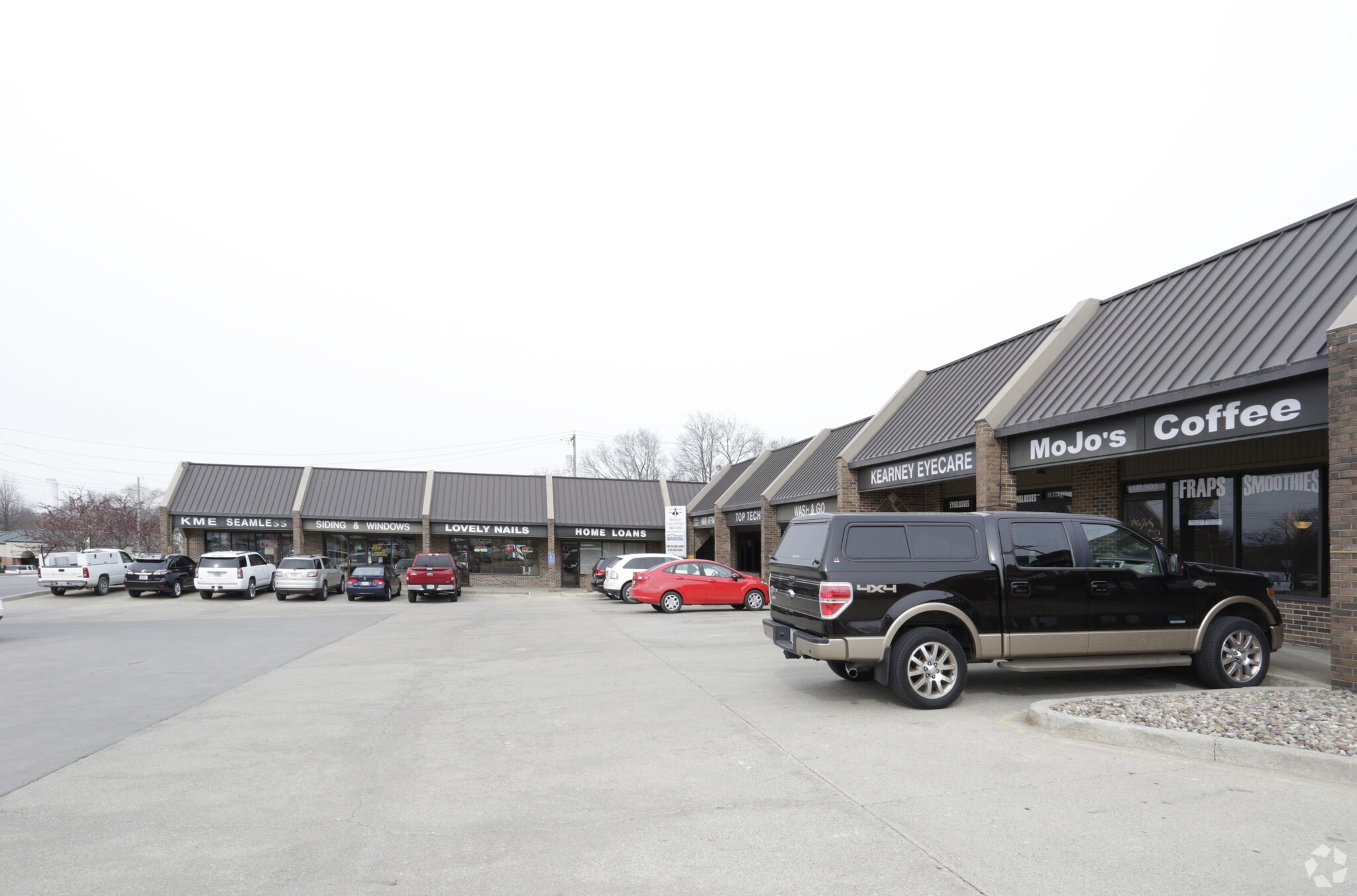 100 E 6th St, Kearney, MO for lease Primary Photo- Image 1 of 5