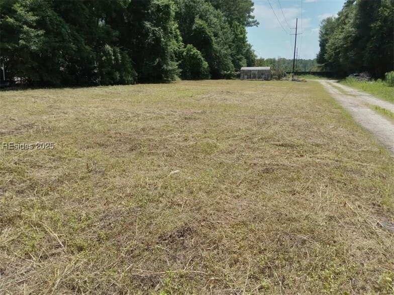 326 Spanish Wells Road, Hilton Head Island, SC for lease - Building Photo - Image 2 of 3