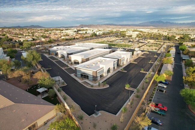 More details for 2980 W Horizon Ridge Pky, Henderson, NV - Office for Sale