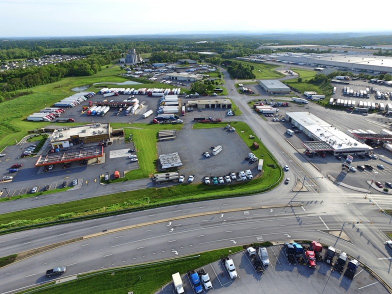 16921 Halfway Blvd, Hagerstown, MD for lease - Aerial - Image 1 of 5